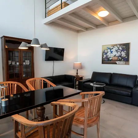 Leonidionhouses - The Lykoskufi *