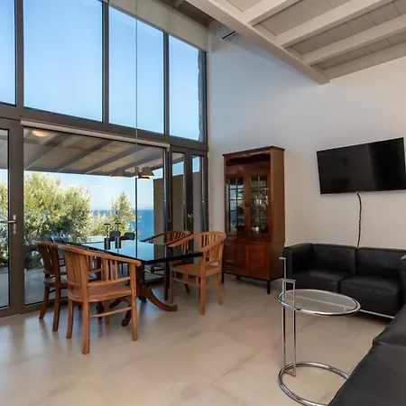 Leonidionhouses - The Lykoskufi *