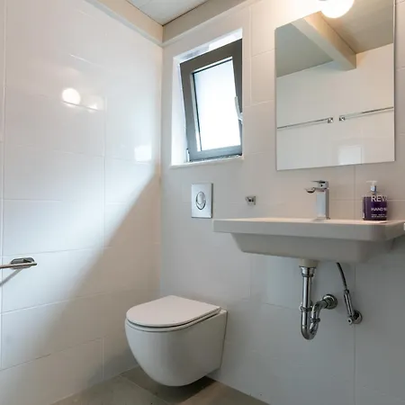 Leonidionhouses - The Lykoskufi