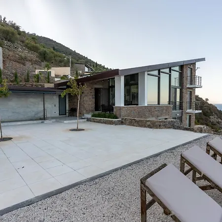 Leonidionhouses - The Lykoskufi * Tirós