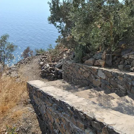 Leonidionhouses - The Lykoskufi