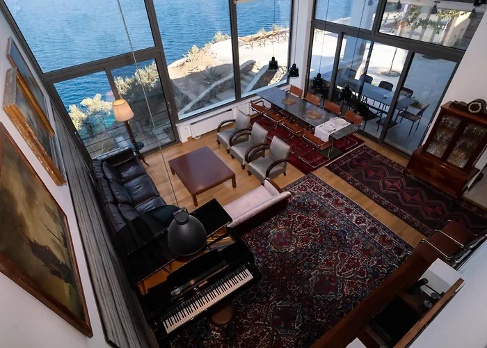 Leonidionhouses - The Lykoskufi *