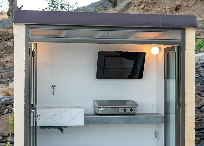 Villa Leonidionhouses - The Lykoskufi