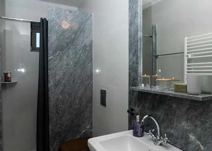 빌라 Leonidionhouses - The Lykoskufi Tirós