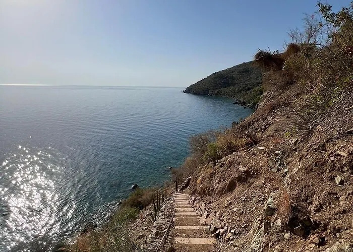 빌라 Leonidionhouses - The Lykoskufi *